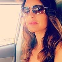 Jennifer Petruzzelli's Instagram, Twitter & Facebook