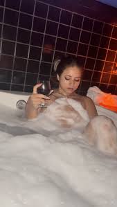 520_Loirex_741 Cam Model Profile | Stripchat