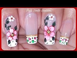 .unas uñas de los pies hermosas, queremos mostrarte algunas ideas de diseños de uñas para pies que no requieren mucho esfuerzo y son hermosas y llamativas. Hermoso Diseno Para Unas Con Flores Clasico Y Basico Unas Con Flores Y Animal Print A Colores Yout Arte De Unas De Pies Unas Con Figuras Unas Manos Y Pies