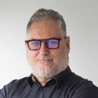 Andy Pender's Instagram, Twitter & Facebook