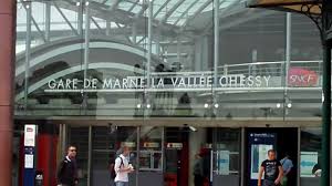 Unique area because it s a strategic geographical point rer 2 mns on foot restaurants cinema shopping pharmacy doctors of any kinds post office supermarket travel agency. Disneyland Paris Marnie La Vallee Chessy Arriving And Disney Parks Youtube