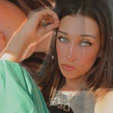 Sally Knott's Instagram, Twitter & Facebook