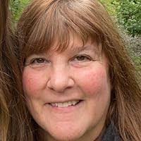 Zoe Chambers's Instagram, Twitter & Facebook