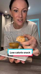 Calories in Swee Heng Mini Chicken Sausage Bun