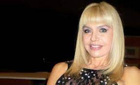This is adriana aguirreadriana aguirre.mov by adriana aguirre on vimeo, the home for high quality videos and the people who love them. Adriana Aguirre Cambie Un Usado En Desuso Por Un 0 Km Infoveloz Com