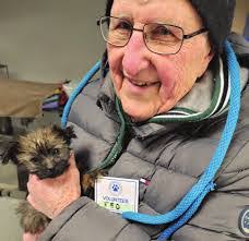 Paulette Cross's Instagram, Twitter & Facebook