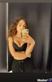 Saracheeky Free Nudes Album 12 Pictures | MasterFap.net