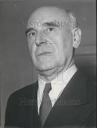 1953 Press Photo Dr. Carl Schafer. Bank of Danzig President.