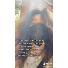 Bokep Ciya TikTok Viral bedroom light