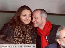 ↑ « samy naceri : Samuel Etienne Qui Est Sa Femme Helen Femme Actuelle Le Mag