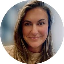 I'm thrilled to share I'll be pursuing my MBA at The Tuck School of  Business at Dartmouth beginning in August! I'm incredibly grateful for my  time at Twitter and 2U which prepared