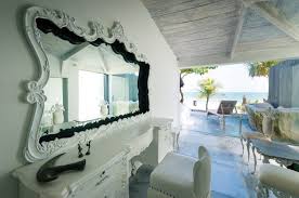 מצאנו את morabito art villa והתחלנו להיות מוטרדים מההבדלים העצומים בביקורות. Morabito Art Villa 8 Bedroom Villas