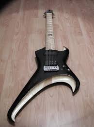 Les Plus Belles Guitares Magnifiques Amazing Acoustiques Ou Electriques En 2020 Guitare Stratocaster Guitare Cours De Guitare