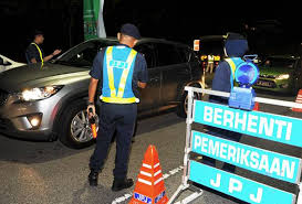 Ketua pengarahnya datuk zailani hashim berkata advokasi pertama adalah menerusi pengeluaran notis temu siasat, di bawah seksyen 114(1), akta pengangkutan jalan (apj) 1987, dan kedua menerusi notis arah periksa kenderaan mengikut seksyen 61(1) akta. Jpj Kelantan Sita 157 Kereta Klon Sindiket Jual Melalui Telegram Facebook Astro Awani