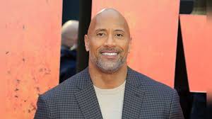 Dwayne johnson versichert seinen fans, dass er dreimal am tag duscht. Bktypeqq2eklam
