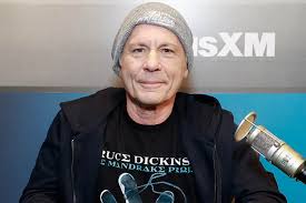 Iron Maiden Frontman Bruce Dickinson Places 13th in French Fencing  Tournament