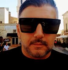 Nonna Ncetta, l'anziana famosa sui social per interpretare la nonna di  Giuseppe Ninno, in arte Mandrake, è ricoverata in ospedale, nel reparto di  Geriatria del nosocomio di Brindisi