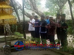 Check spelling or type a new query. Ketua Kerukunan Keluarga Sulawesi Selatan Wisata Religi Di Makam Karaeng Galesong Ngantang Malang Kabar Jagad