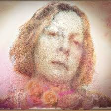 Lesley Montgomery's Instagram, Twitter & Facebook