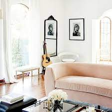 Read on for tips and ideas to ensure that your house filled with modern décor still feels like home. 11 Modern Living Rooms That Are Warm And Inviting