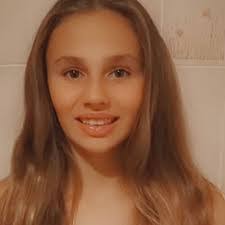 Hayley Hodges's Instagram, Twitter & Facebook