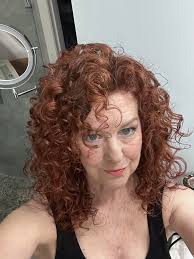 Hello, Newberry and neighbors! I'm Karina from Precise Cleaning Company  LLC. Your local go-to for all things cleaning. 🏡✨ Stepping into a freshly  cleaned space can do wonders for your peace of