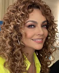 Marisela Gonzalez's Instagram, Twitter & Facebook