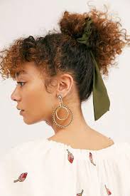 30 ideias de penteados fáceis para fazer em casa