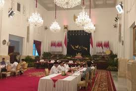 Maybe you would like to learn more about one of these? Ke Kalimantan Jokowi Tindak Lanjuti Pemindahan Ibu Kota Republika Online