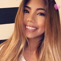 Julia Vu (@juliavu26)