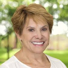 Bradley Chambless's Instagram, Twitter & Facebook