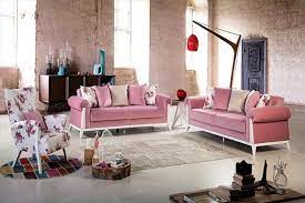 Yeşil ve kırmızı birlikte kullanmak için biraz zor renkler gibi görünebilir. Pembe Koltuklarla Hangi Renk Tonlarindaki Halilar Kullanilmalidir