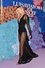 Chrissy teigen at luisaviaroma x unicef summer gala 2021 auf capri. Ul Mklc Y6ajcm