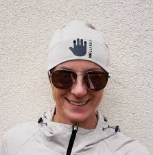 Czapka do biegania BEIGE