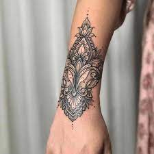 Je mag van alles inkleuren, van honden tot katten en van fietsen tot helicopters! Mandala Tattoos Betekenis En 100 Tattoo Inspiratie