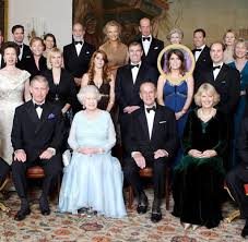 Zweifelhaft, ob das bis heute noch so ist. Grossbritannien Fergies Ex Mitarbeiterin Aus Gefangnis Gefluchtet Welt