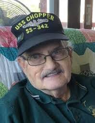 Eddie Loomis's Instagram, Twitter & Facebook