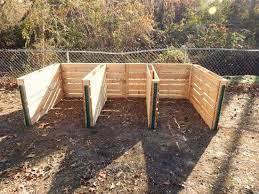 A Big Thank You To Everyone Who Has Sent In Their Photographs And Stories I Hope By Sharing Other People S Pict Compost Bin Pallet Diy Compost Compost Bin Diy