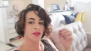 @tscarlabrasils video Tweet