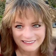 Lori June Stratton (@lorijunes8)