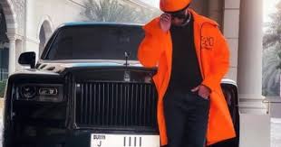 نشر موقع فريق ليفربول على صفحته الرسمية، صورة خاصة للدولي المصري محمد صلاح، وهو مبتسم ماسكًا بقوة القميص الأساسي لفريقه الإنجليزي. Ù…Ø­Ù…Ø¯ Ø±Ù…Ø¶Ø§Ù† ÙÙ‰ ØµÙˆØ±Ø© Ø¬Ø¯ÙŠØ¯Ø© Ø£Ù…Ø§Ù… Ø³ÙŠØ§Ø±ØªÙ‡ ÙˆÙŠØ¹Ù„Ù‚ Ø¹Ù„Ù‰ Ø£Ø±Ù‚Ø§Ù…Ù‡Ø§ M R 1 Ø§Ù„ÙŠÙˆÙ… Ø§Ù„Ø³Ø§Ø¨Ø¹