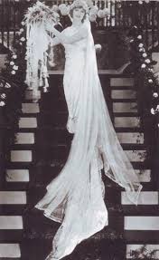 Come ricreare lo stile delle flapper girls. Abiti Da Sposa Anni 20 Ispirazione Anni Ruggenti