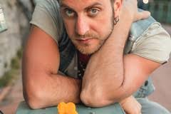 Bari fucina di talenti, la violinista Miriam Campobasso protagonista su Rai  Uno