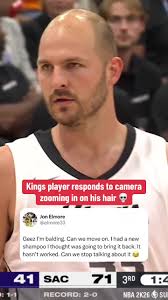 Jon Elmore y su pelo en la liga de verano