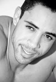 robert martinez (@Robert_ams28)