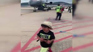 Sbk holding, haberleri ve güncel son dakika gelişmeleri için tıklayın! Sbk Holding Den Jet Jesti Dailymotion Video