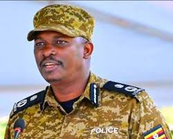 DRINK WATER ON EMPTY STOMACH (DON'T IGNORE) It is popular in Japan today to  drink water immediately after waking up every morning. Furthermore,  scientific tests have proven its value. We publish below