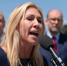 She's a gift. greene, on the other hand, had money. Marjorie Taylor Greene Trump Anhangerin Sorgt Mit Holocaust Vergleich Fur Emporung Welt
