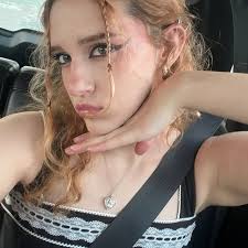 Leah (@leah.joy.90) • Instagram photos and videos