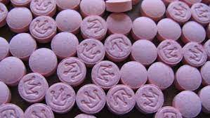 Researchers Throw Fundraiser To Buy 1 Kilo Of Mdma | Cbc News
